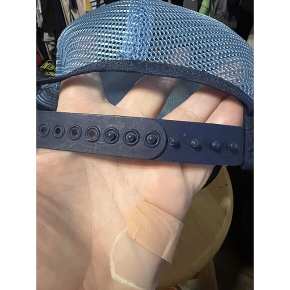 Vintage Carolina Tarheels Three Strip SnapBack Hat - Picture 6 of 7